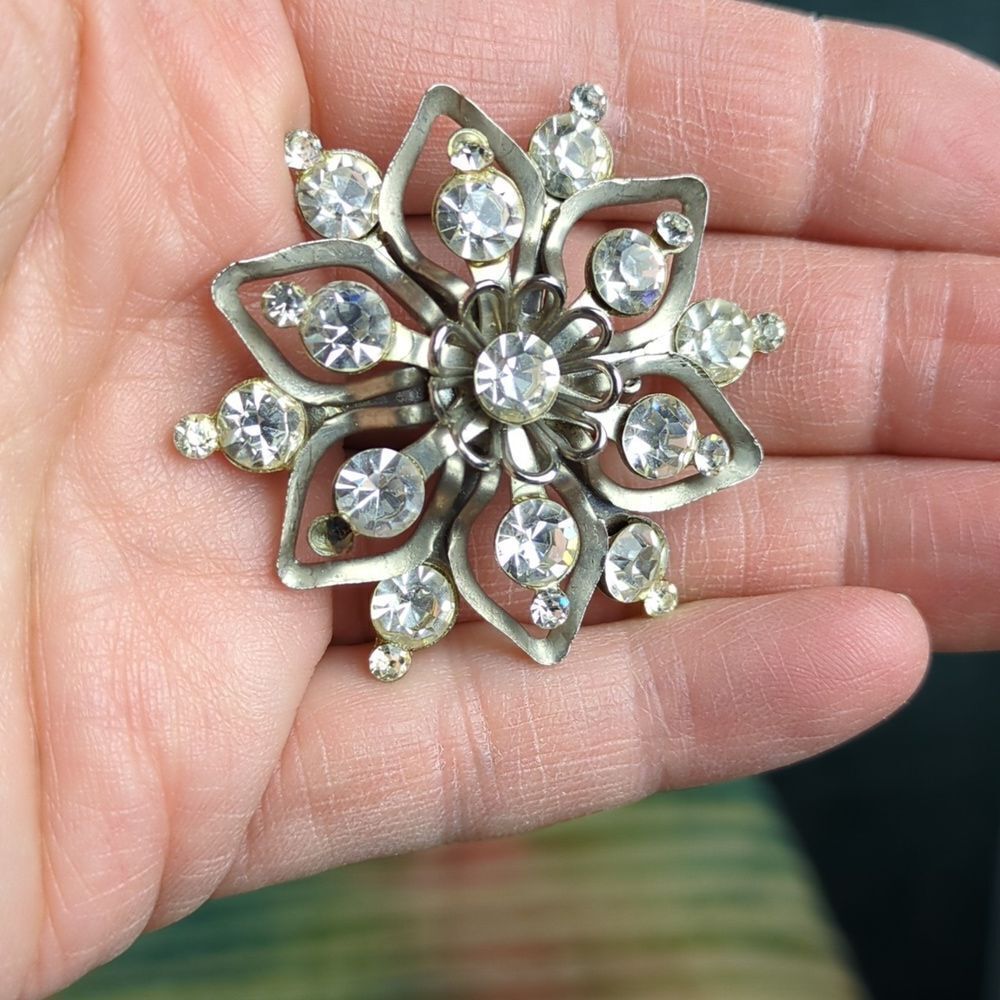 Vintage Brooch - Picture 5 of 5